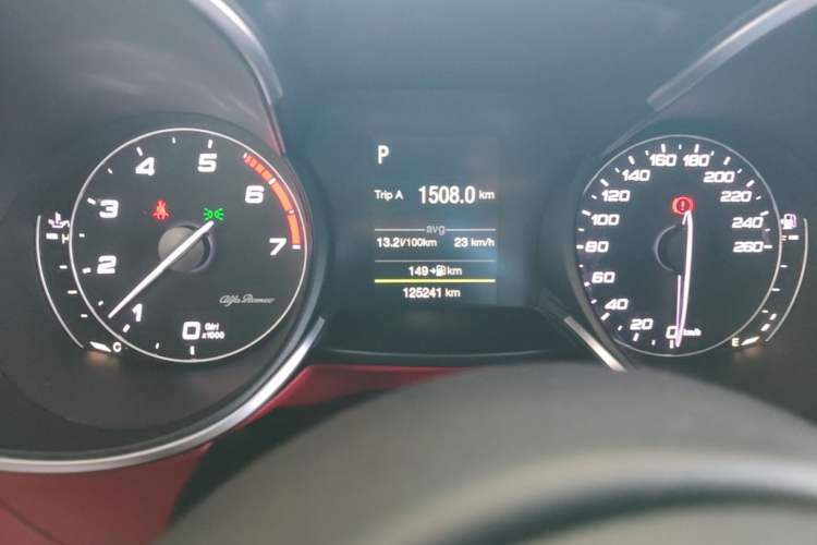 Used Alfa Romeo Stelvio 2017 2.0T 200HP Elite Edition Instrument Cluster