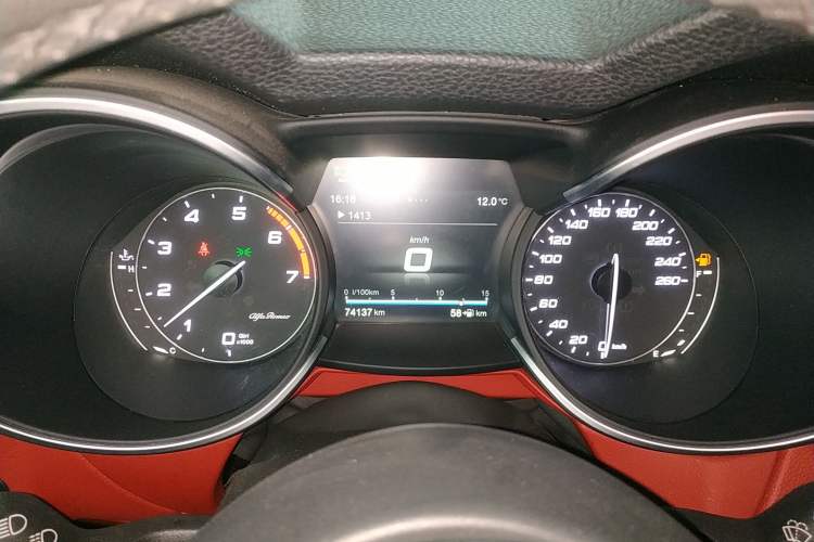 Used Alfa Romeo Stelvio 2017 2.0T 200HP Luxury Edition Instrument Cluster