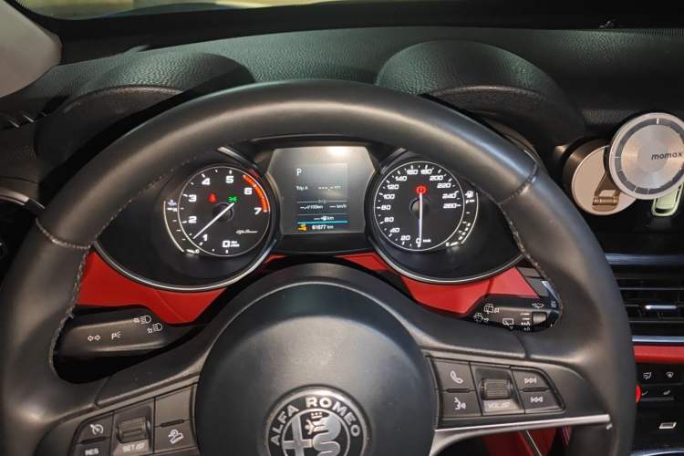 Used Alfa Romeo Stelvio 2017 2.0T 200HP Elite Edition Instrument Cluster
