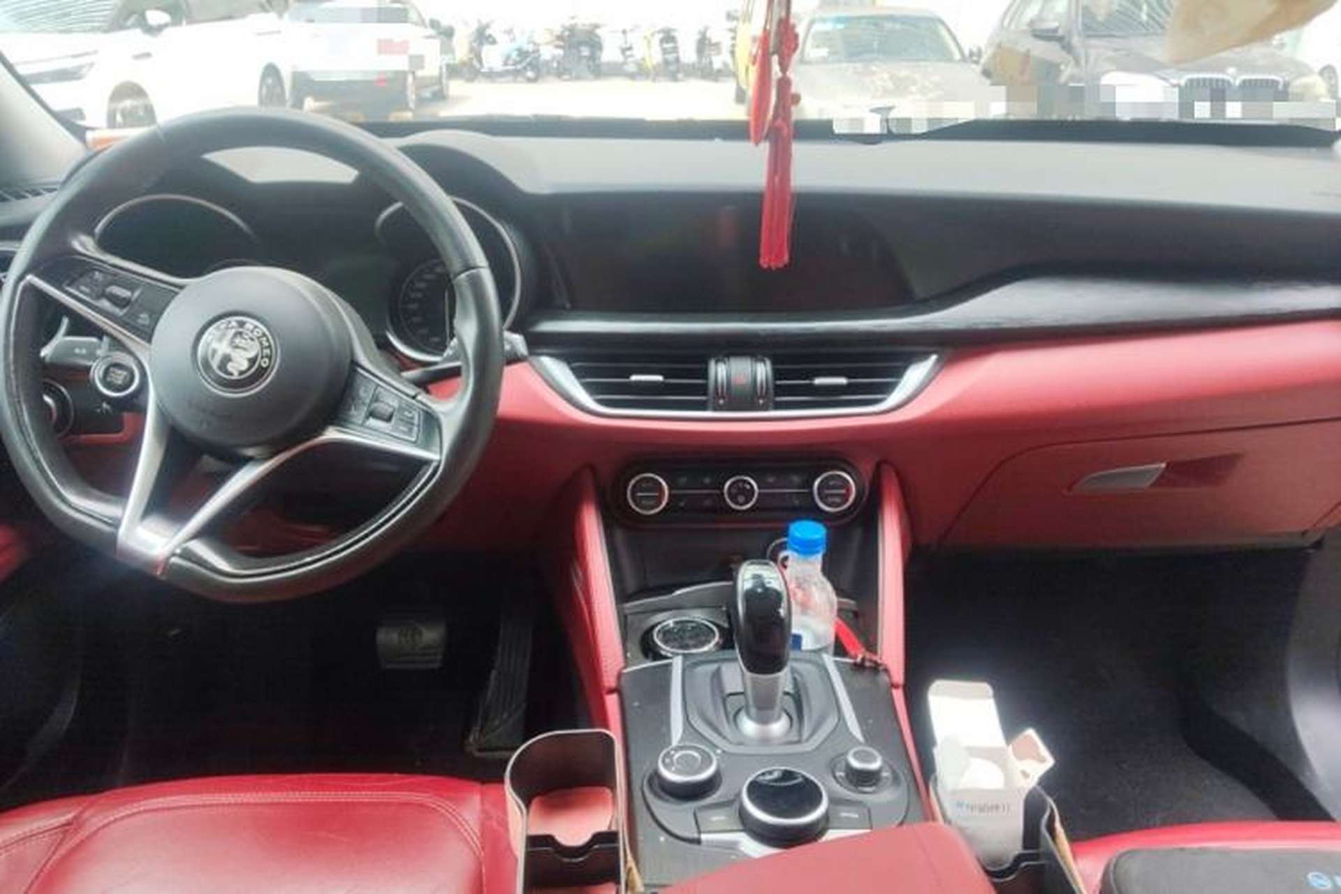 Used Alfa Romeo Stelvio 2017 2.0T 200HP Elite Edition Interior 2