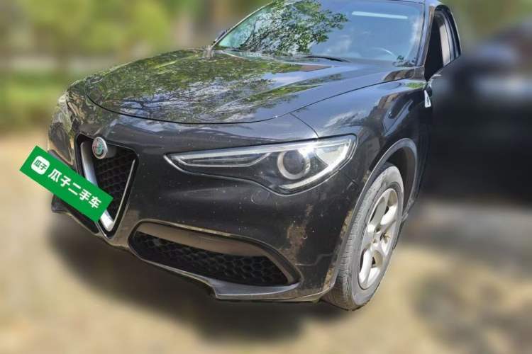 Used Alfa Romeo Stelvio 2017 2.0T 200HP Elite Edition Guazi used car, China used car export, Used car for sale, Used  cars, Cheapest cars for sale