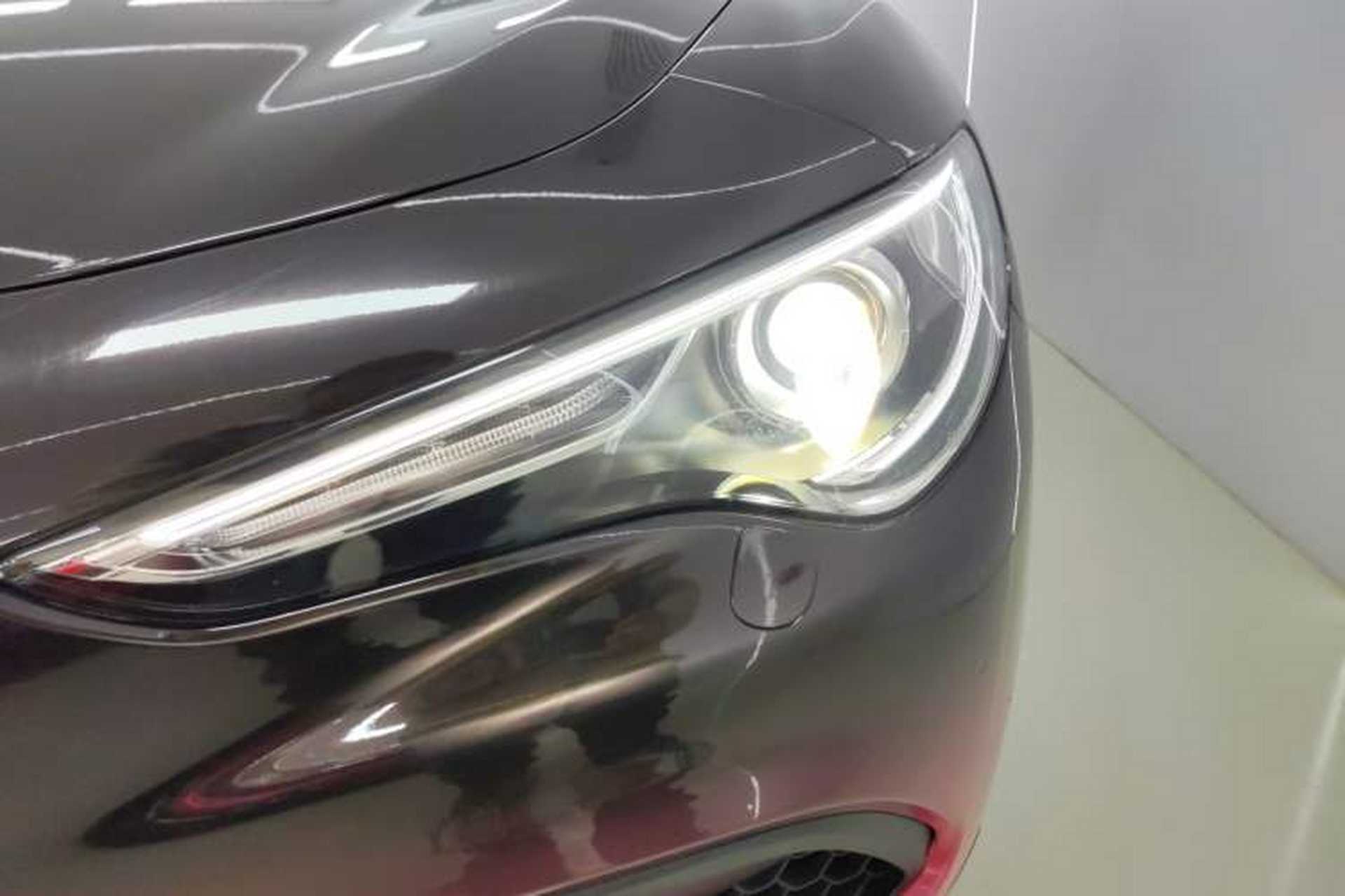Used Alfa Romeo Stelvio 2017 2.0T 200HP Elite Edition Left Front Headlight