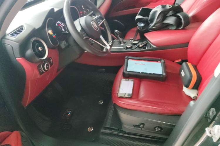 Used Alfa Romeo Stelvio 2017 2.0T 200HP Elite Edition Left Front Seat