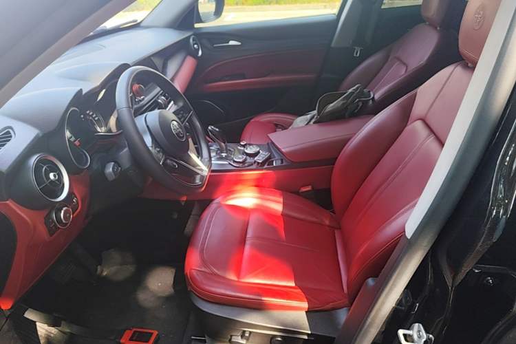 Used Alfa Romeo Stelvio 2017 2.0T 200HP Elite Edition Left Front Seat