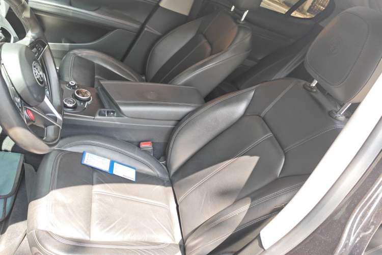 Used Alfa Romeo Stelvio 2017 2.0T 200HP Elite Edition Left Front Seat