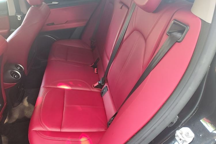 Used Alfa Romeo Stelvio 2017 2.0T 200HP Elite Edition Left Rear Seat
