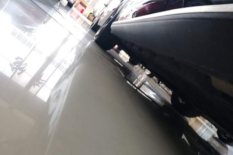 Used Alfa Romeo Stelvio 2017 2.0T 200HP Elite Edition Left Side Sill