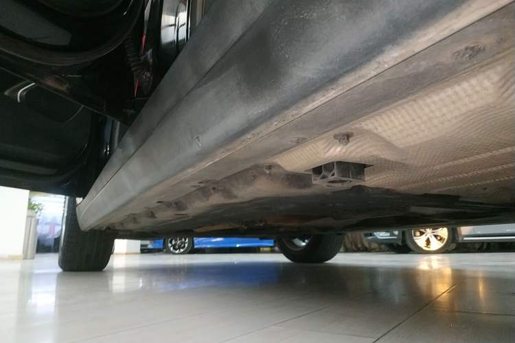 Used Alfa Romeo Stelvio 2017 2.0T 200HP Luxury Edition Left Side Sill
