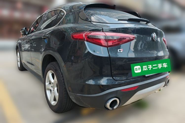 Used Alfa Romeo Stelvio 2017 2.0T 200HP Elite Edition Rear Left 45 Deg