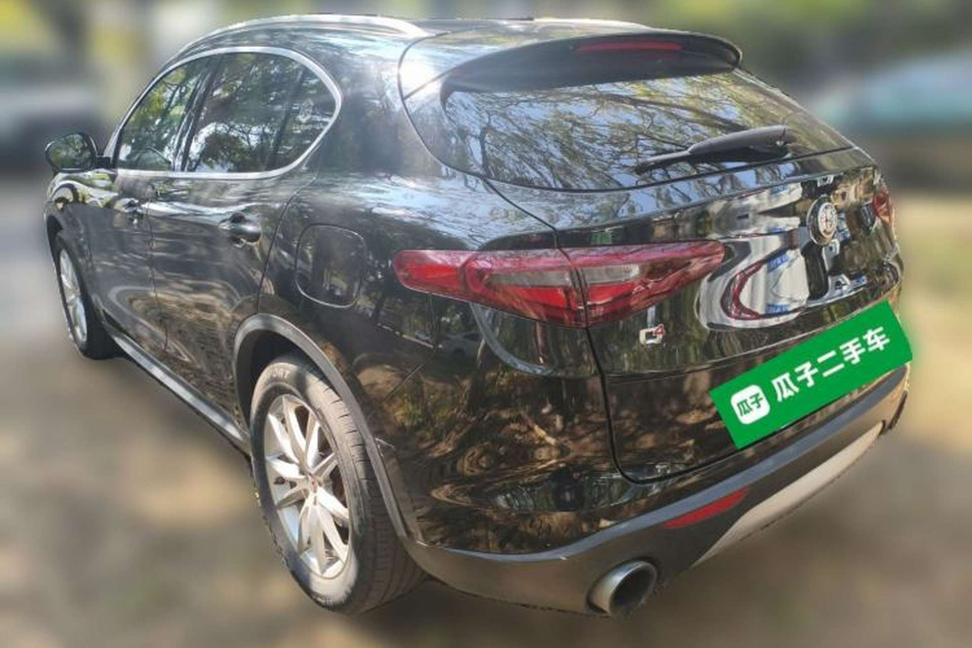 Used Alfa Romeo Stelvio 2017 2.0T 200HP Luxury Edition Rear Left 45 Deg