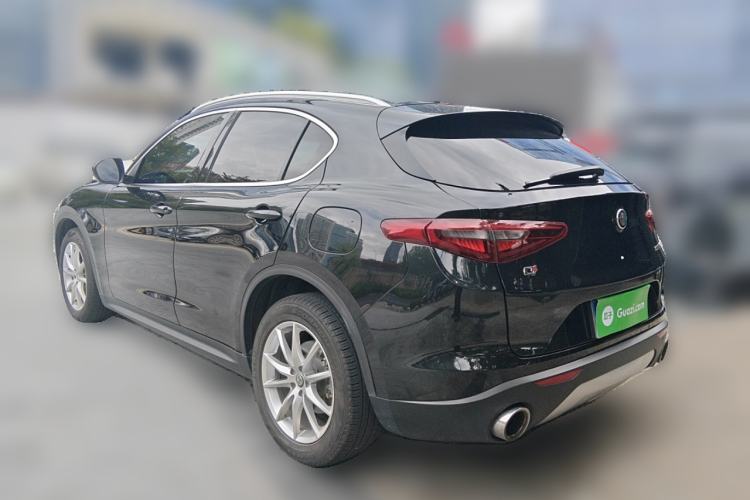 Used Alfa Romeo Stelvio 2017 2.0T 200HP Luxury Edition Rear Left 45 Deg