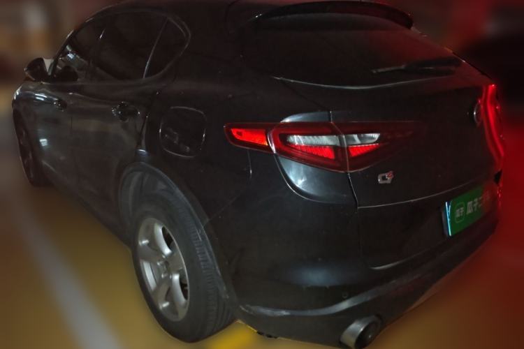 Used Alfa Romeo Stelvio 2017 2.0T 200HP Elite Edition Rear Left 45 Deg