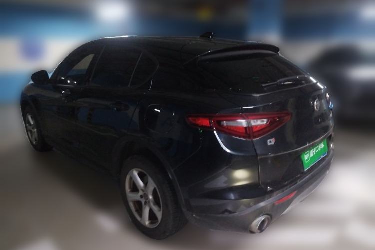 Used Alfa Romeo Stelvio 2017 2.0T 200HP Elite Edition Rear Left 45 Deg
