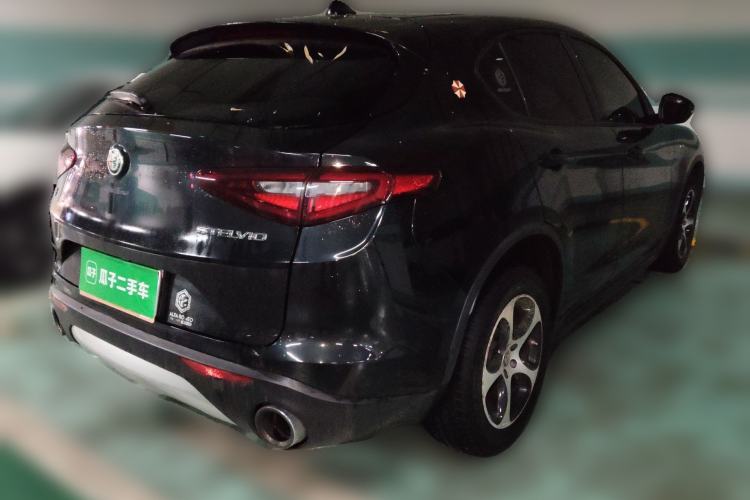 Used Alfa Romeo Stelvio 2017 2.0T 200HP Elite Edition Rear Right 45 Deg