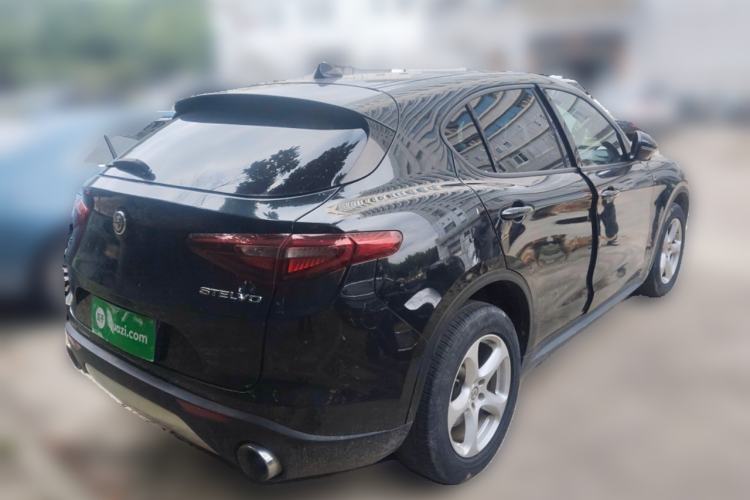 Used Alfa Romeo Stelvio 2017 2.0T 200HP Elite Edition Rear Right 45 Deg