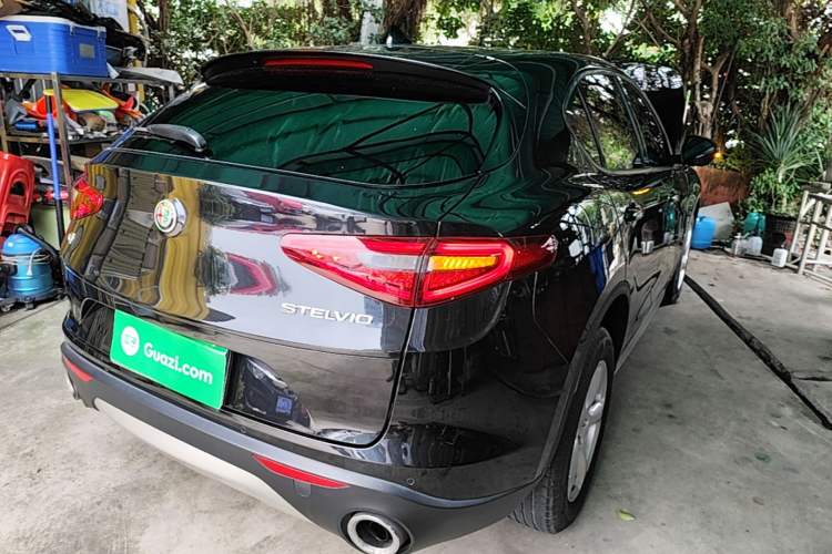 Used Alfa Romeo Stelvio 2017 2.0T 200HP Elite Edition Rear Right 45 Deg