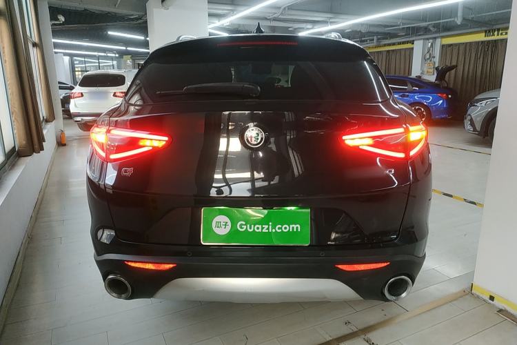 Used Alfa Romeo Stelvio 2017 2.0T 200HP Luxury Edition Rear