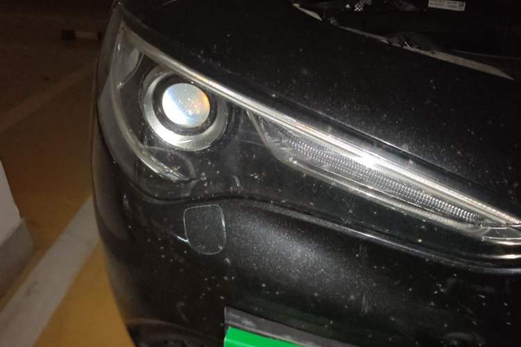 Used Alfa Romeo Stelvio 2017 2.0T 200HP Elite Edition Right Front Headlight