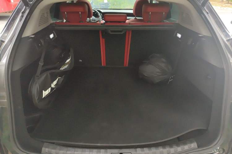 Used Alfa Romeo Stelvio 2017 2.0T 200HP Elite Edition Trunk