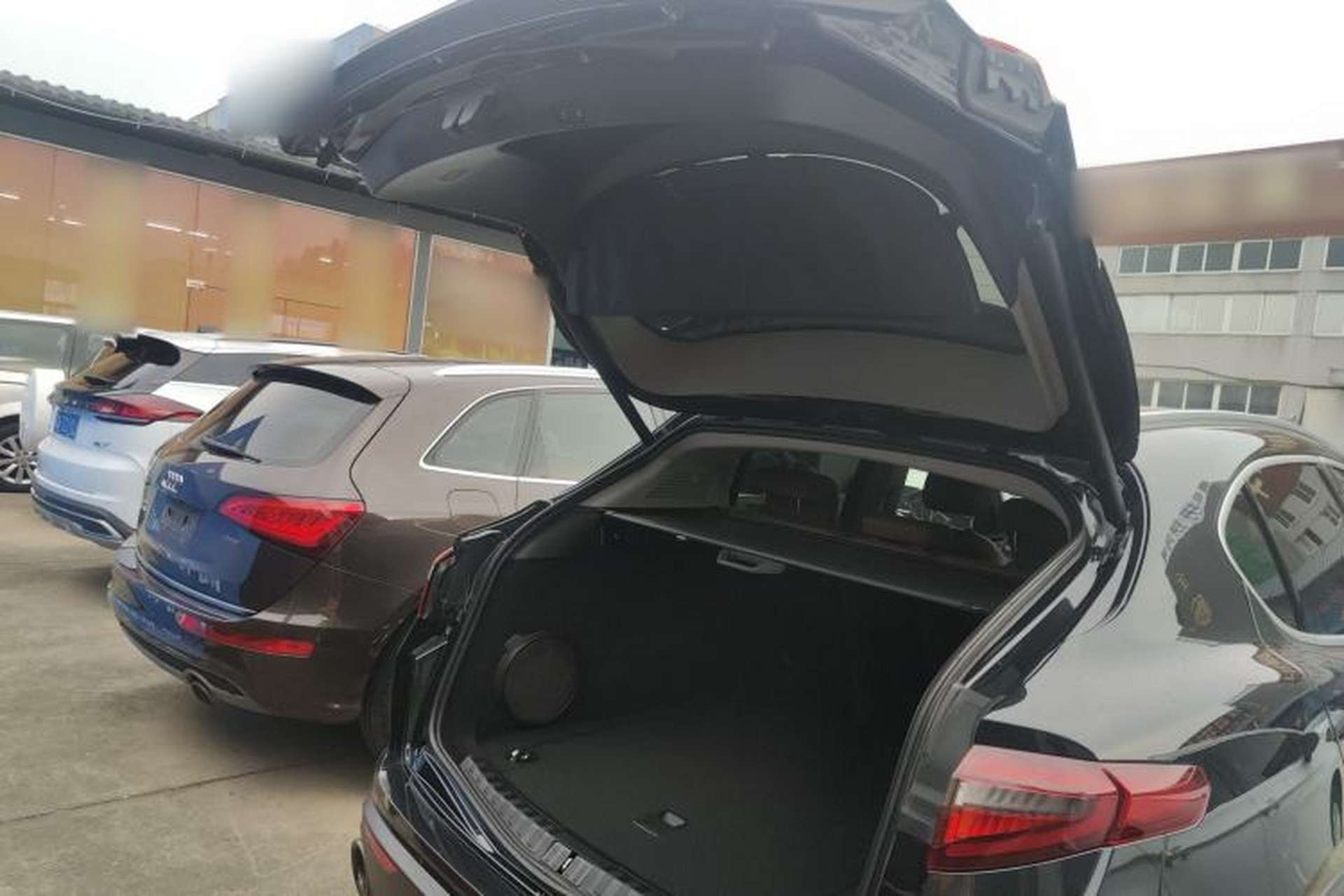 Used Alfa Romeo Stelvio 2017 2.0T 200HP Luxury Edition Trunk