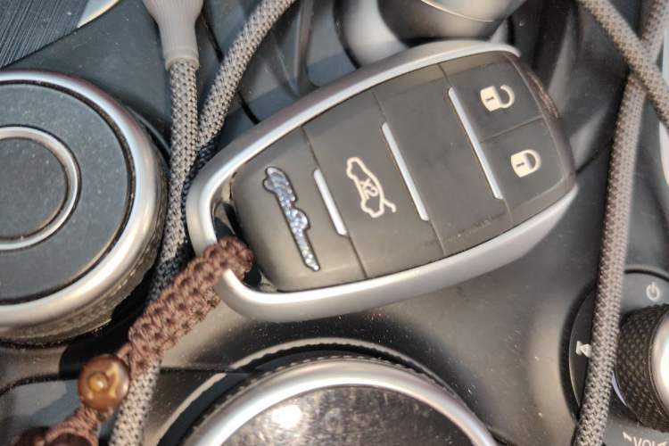 Used Alfa Romeo Stelvio 2017 2.0T 200HP Elite Edition Vehicle Key