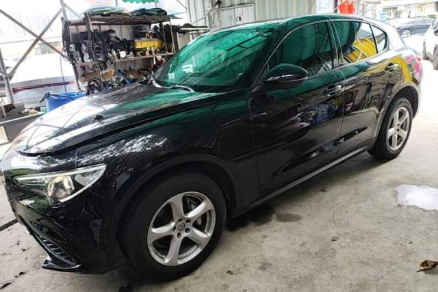 Used Alfa Romeo Stelvio 2017 2.0T 200HP Elite Edition