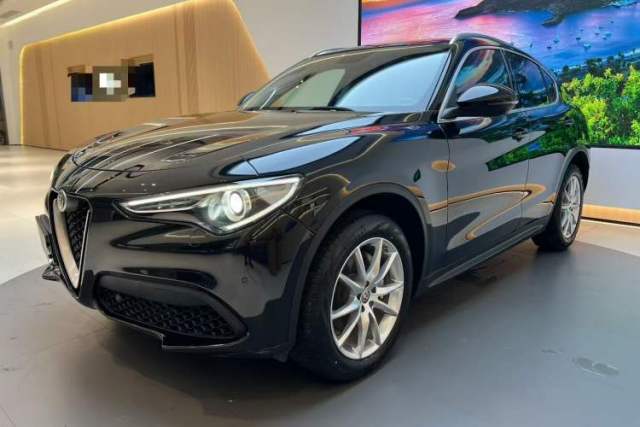 Used Alfa Romeo Stelvio 2017 2.0T 200HP Luxury Edition