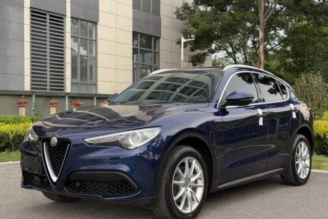 Used Alfa Romeo Stelvio 2017 2.0T 200HP Luxury Edition