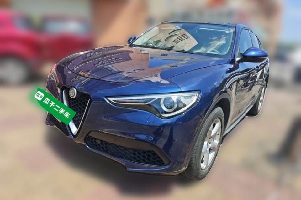 Alfa Romeo Stelvio 2017