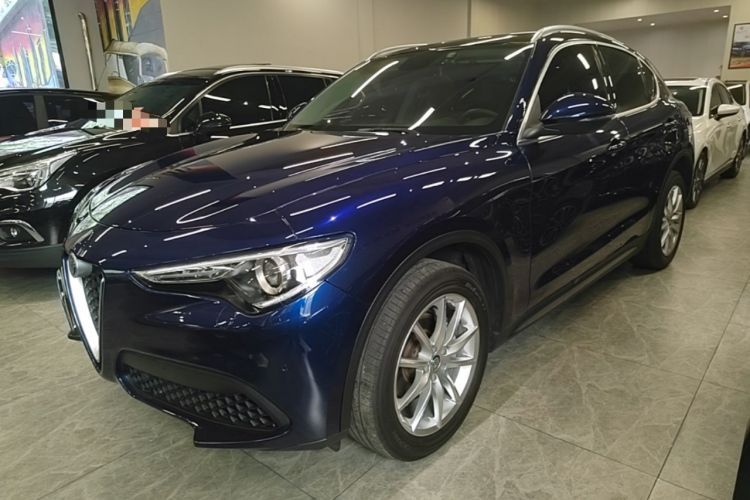 Gebrauchter Alfa Romeo Stelvio 2017 2.0T 200HP Luxury Edition Guazi used car, China used car export, Used car for sale, Used  cars, Cheapest cars for sale