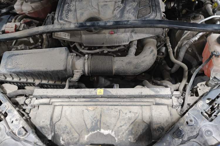 Used Alfa Romeo Stelvio 2017 2.0T 200HP Elite Edition Engine Bay
