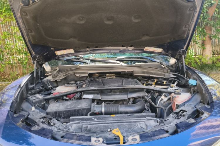 Used Alfa Romeo Stelvio 2017 2.0T 200HP Luxury Edition Engine Bay