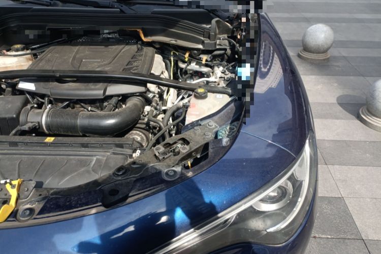 Used Alfa Romeo Stelvio 2017 2.0T 200HP Luxury Edition Engine Bay Left