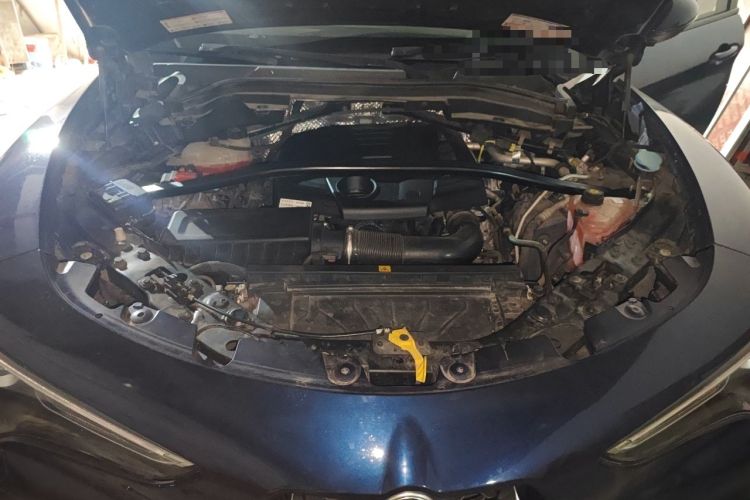 Used Alfa Romeo Stelvio 2017 2.0T 200HP Elite Edition Engine Bay