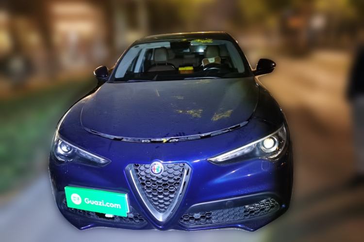 Used Alfa Romeo Stelvio 2017 2.0T 200HP Elite Edition Exterior 1