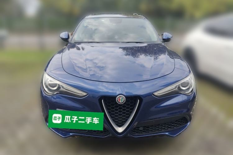 Used Alfa Romeo Stelvio 2017 2.0T 200HP Elite Edition Exterior 1