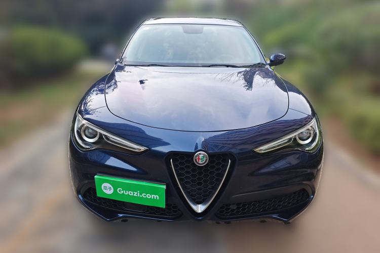 Used Alfa Romeo Stelvio 2017 2.0T 200HP Elite Edition Front