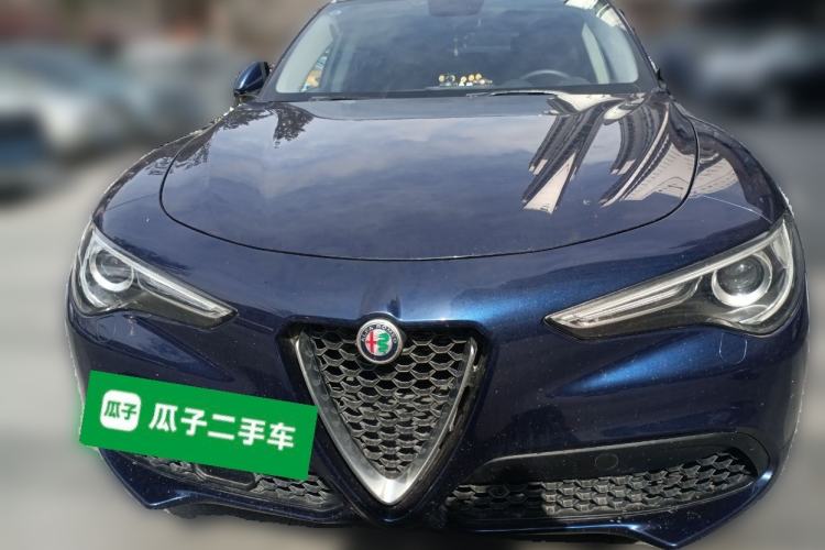 Used Alfa Romeo Stelvio 2017 2.0T 200HP Luxury Edition Front