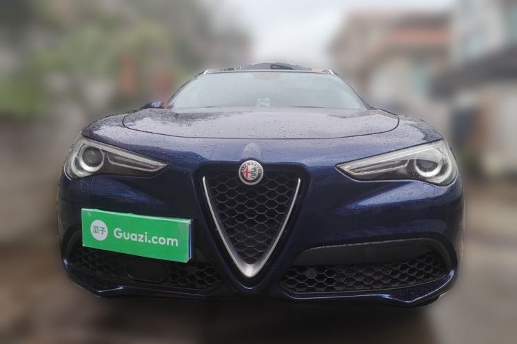 Used Alfa Romeo Stelvio 2017 2.0T 200HP Luxury Edition Front