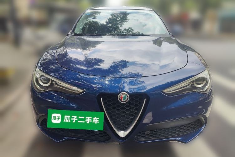 Used Alfa Romeo Stelvio 2017 2.0T 200HP Elite Edition Front