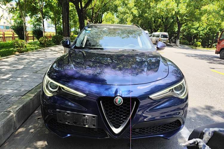 Used Alfa Romeo Stelvio 2017 2.0T 200HP Luxury Edition Front