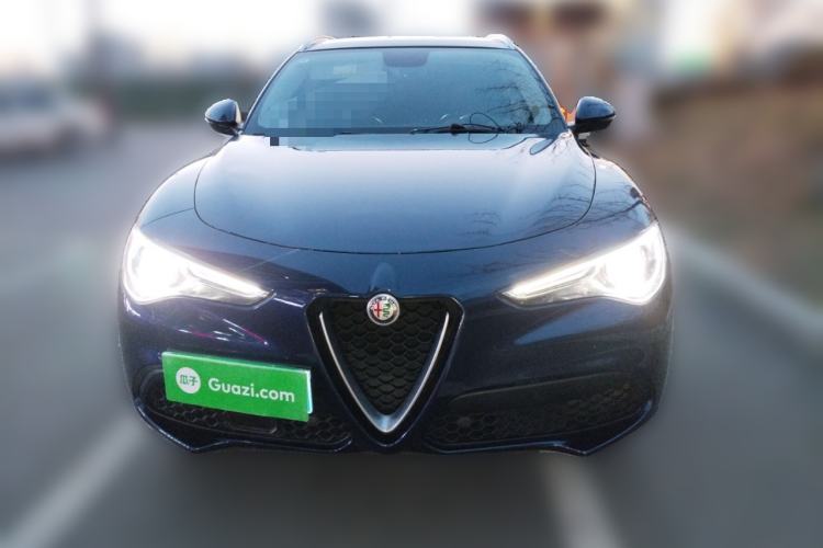 Used Alfa Romeo Stelvio 2017 2.0T 200HP Luxury Edition Front