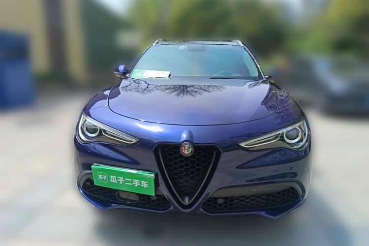 Used Alfa Romeo Stelvio 2017 2.0T 280HP Luxury Edition Front