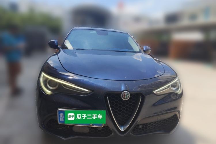 Used Alfa Romeo Stelvio 2017 2.0T 200HP Elite Edition Front