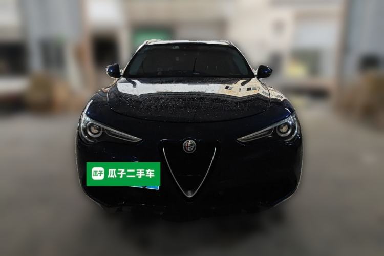 Used Alfa Romeo Stelvio 2017 2.0T 200HP Luxury Edition Front