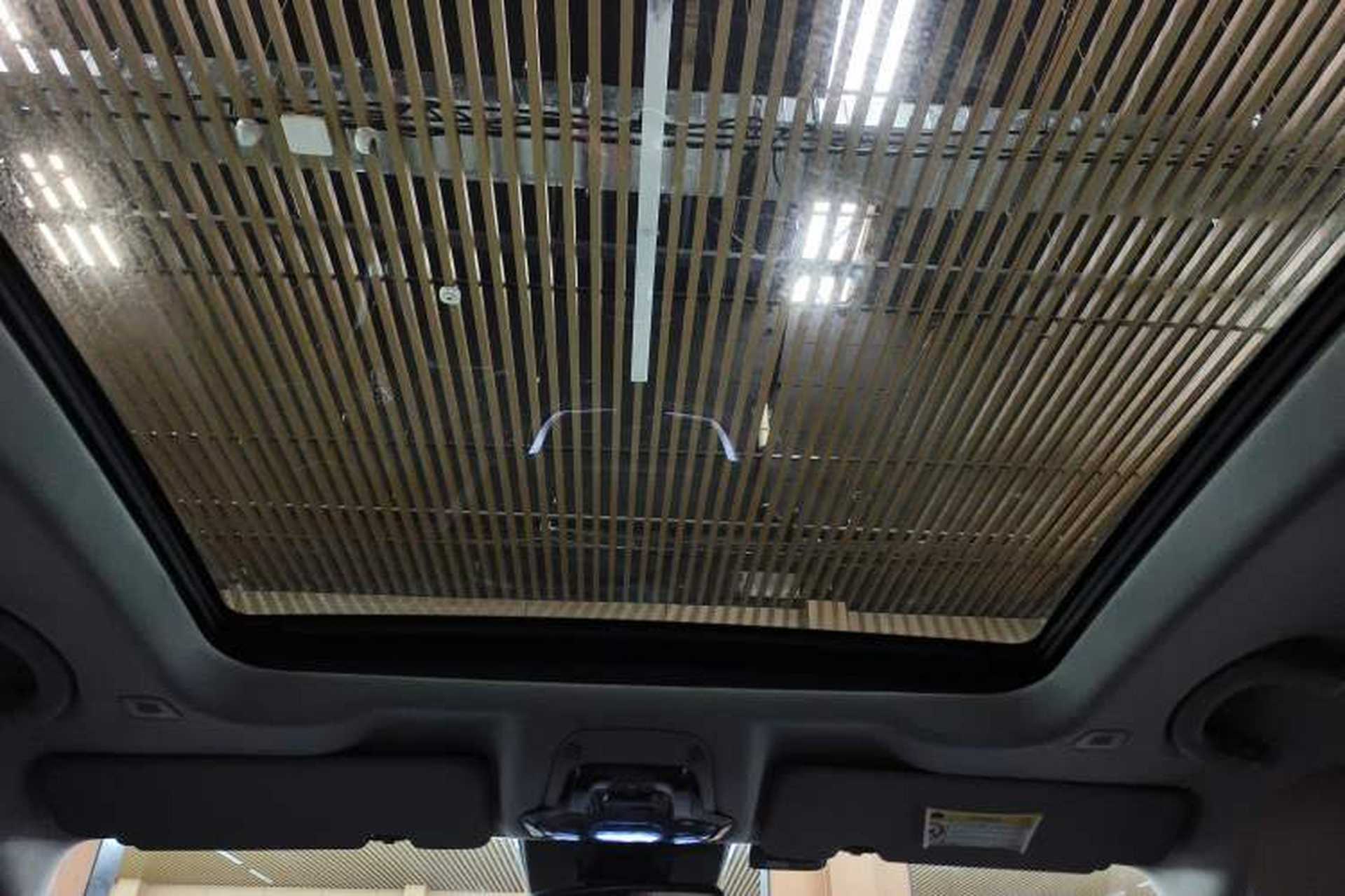 Used Alfa Romeo Stelvio 2017 2.0T 200HP Elite Edition Headliner