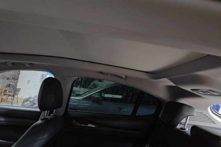 Used Alfa Romeo Stelvio 2017 2.0T 200HP Elite Edition Headliner