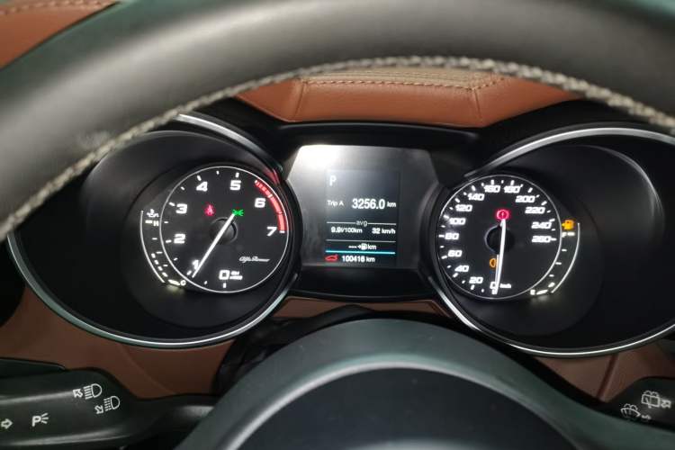 Used Alfa Romeo Stelvio 2017 2.0T 200HP Elite Edition Instrument Cluster