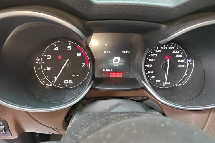 Used Alfa Romeo Stelvio 2017 2.0T 200HP Elite Edition Instrument Cluster