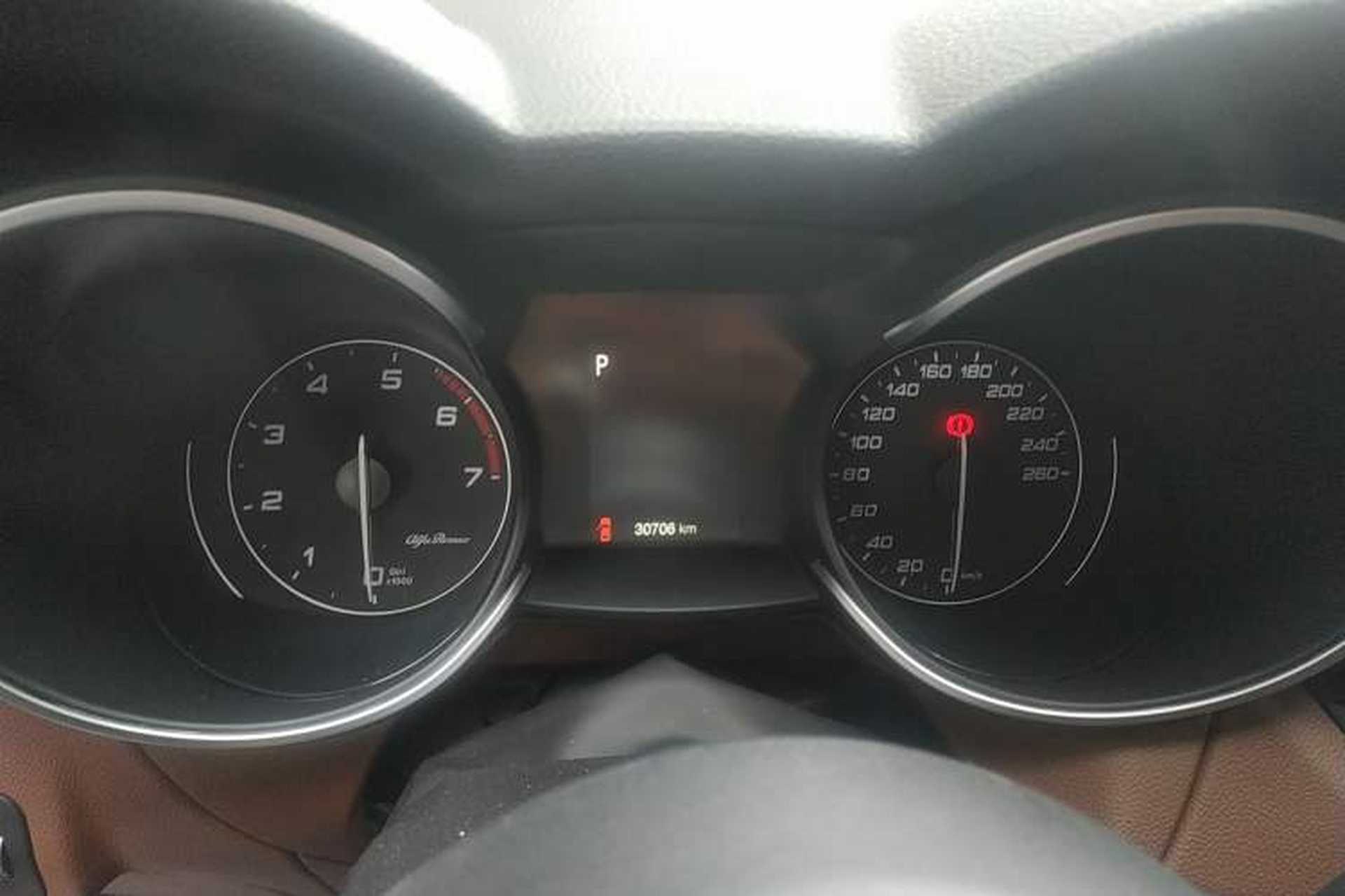 Used Alfa Romeo Stelvio 2017 2.0T 200HP Elite Edition Instrument Cluster